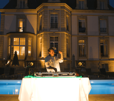 ALEXi, DJ chill techno