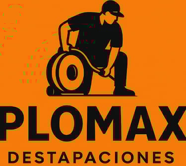 Logo Plomax Destapaciones, servicio de plomería y destapaciones en CABA y Gran Buenos Aires."