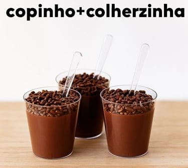 copinho + colher de acrílico com brigadeiro