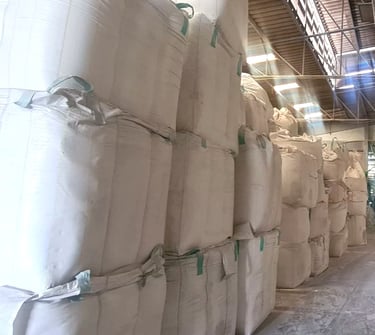 แป้งมันสำปะหลัง แป้งตกเกรด แป้งกวาดพื้น CASTECH แป้งทำถ่าน ถ่านอัดแท่ง แป้งทำไม้อัด กล่องกระดาษ