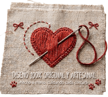 Ícono diseño 100% original y artesanal con un corazón rojo bordado
