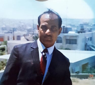 Ravinder Vashisht supervising Project