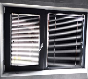 Jaluzele Orizontale pe comanda Sev HOME, asiguram montaj in Bucuresti. Livram in toata tara