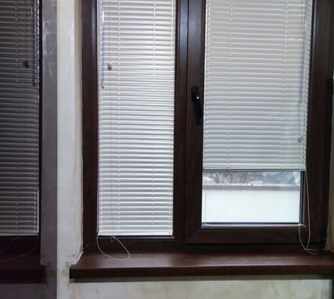 Jaluzele Orizontale pe comanda Sev HOME, asiguram montaj in Bucuresti. Livram in toata tara