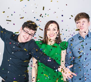 Muzikos grupė Love Song Trio – vokalas, gitara ir saksofonas šventei