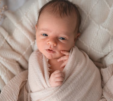 Newborn lifestyle lumière naturelle Grand Est