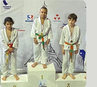 Poussins Aijaku Paris 2023