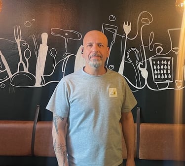 Pita Kebab chef med over 24 års erfaring.