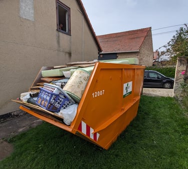 Entrümpelung & Beräumung