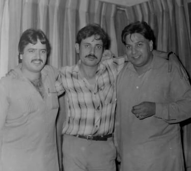 Writer of To Levaney Khan ,Saleem Murad , Director Saed ali khan & Still Photographer Zulfi 