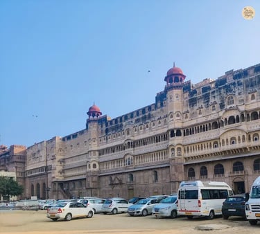 Majestic view of Junagarh Fort in Bikaner, highlighting its grand sandstone architecture