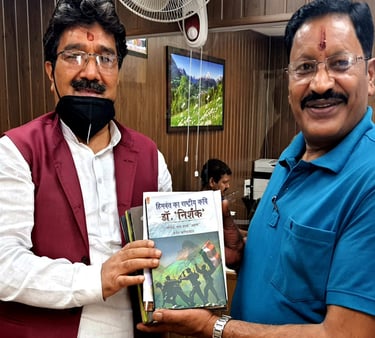 Hindi writer - Dr. Bechain Kandiyal