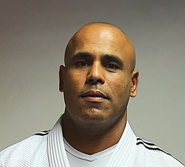 Lahouari Meslem entraineur compétition Judo club Aijaku Paris 15