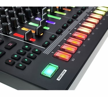 Roland tr 8s 