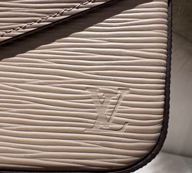 aidon designer-laukun yksityiskohdat