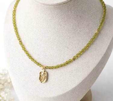 peridot beaded necklace