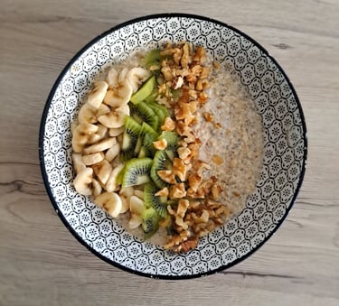 Banane kiwi noix petit déjeuner livré équilibré peu sucré lyon
