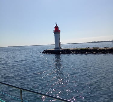 Les Onglous, la fin du Canal du Midi, là où il rejoint l'étang de Thau