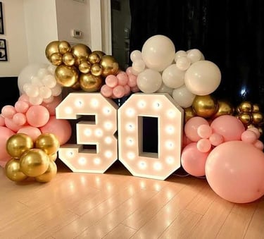 30 marquee with balloon garland