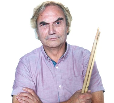 Oudere man op Drumles