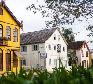 imagem do centro histórico da cidade de Antônio Prado, na imagem casas