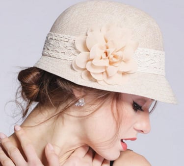 Women's Gatsby Linen Cloche Hat with Lace Band and Flower Creme Lenin w/ lace band/pale pink flower