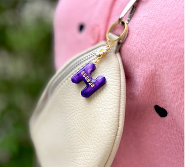 porte clés en forme de lettre