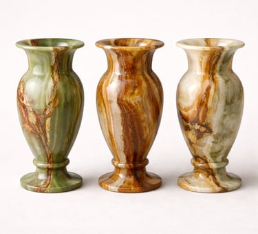 Decorative onyx stone vases with polished finish