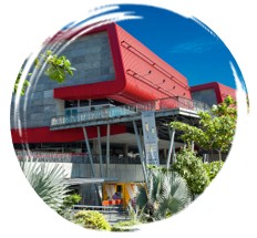 Vue exterieure du parque Explora de Medellin