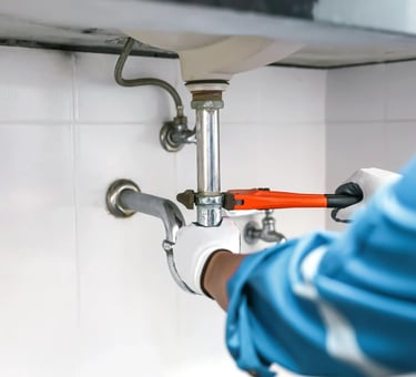 Mouse control expert sealing gap around pipework