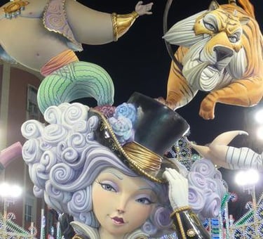 Falla on a Valencia street, "platá"
