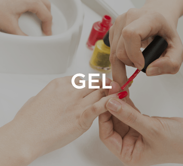 servicio-de-gel-en-queens-nails-studio