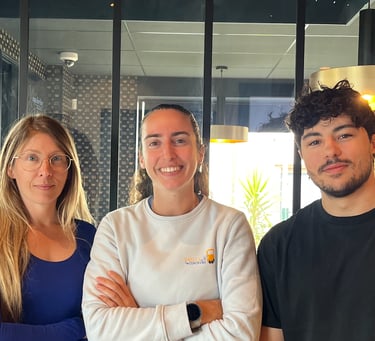 Équipe de coachs sportifs à domicile