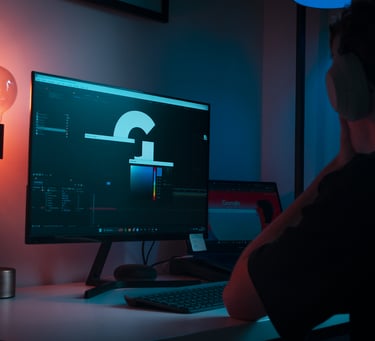 Photographie d'un monteur vidéo de l'entreprise de captation vidéo Genecis studio à Tours dans le 37