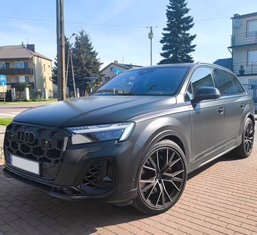 Audi SQ7 Urządzenia Yanosik 1