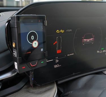 Audi SQ5 Urządzenia Yanosik 2