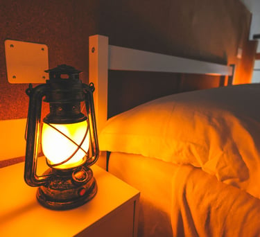 Lampada camera da letto effetto fiamma