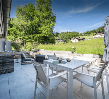 terrasse et vue gîte Bois Joli