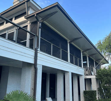 Custom outdoor screen systems for homes in Myrtle Beach, SC.