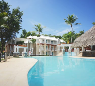wyndham alltra samana pool