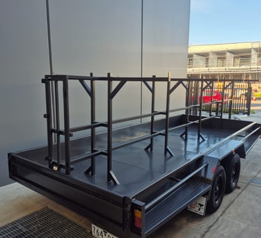 Scaf folding trailer
