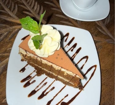 Torta-Tiramisu-Restaurante-La-Reserva-del-Colibri