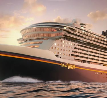 disney wish barco temático de disney cruise line navegando en el océano
