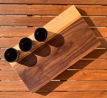 Vassoio-legno-artigianale-ciotole-massello