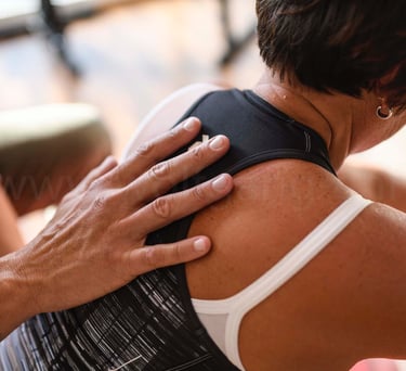 Patient und Therapeut bei Übungen