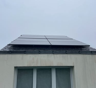 Panneaux solaires 3 kWc à Sainte-Luce-sur-Loire, après nettoyage à l’eau pure, résultat impeccable