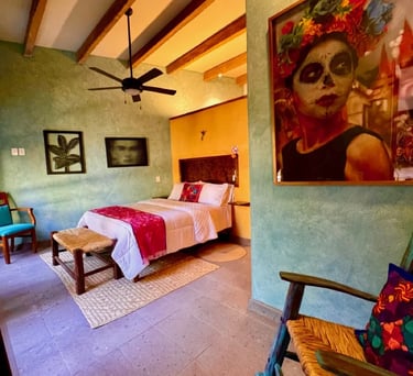 beautiful bedroom with private ensuite in san miguel de allende