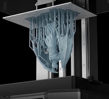 Figurine réalisée à l’aide de filament plastique par imprimante 3D et logiciels 3D