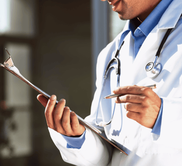 Homologación de títulos de Medicina en España para ejercer como médico.