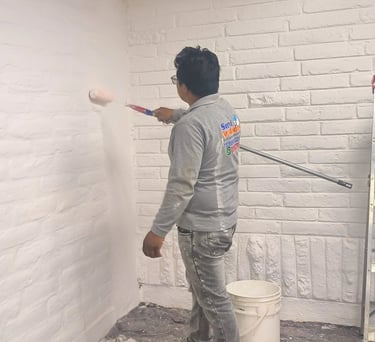 pintor de casas serviacabados trabajando cerca de tí en Quito